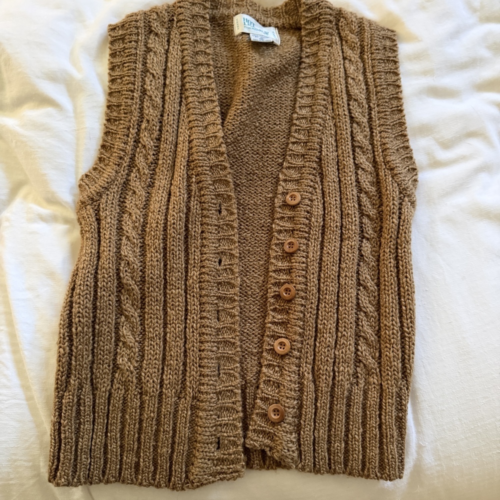 Hot Line sleeveless sweater vest